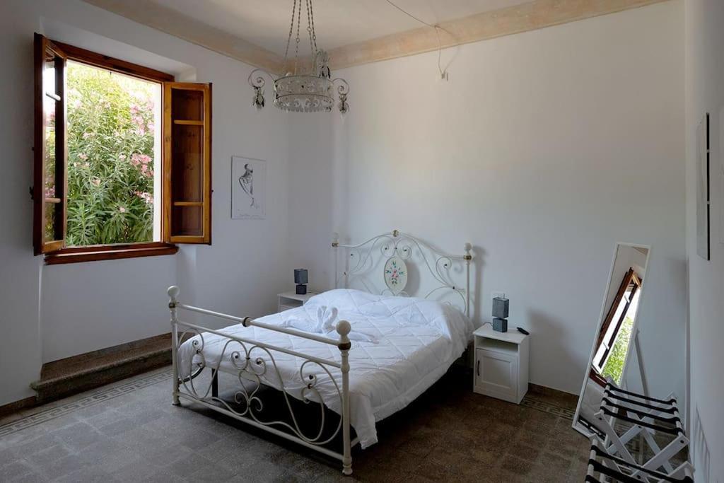 Un Passo Dalle Torri San Gimignano Zewnętrze zdjęcie